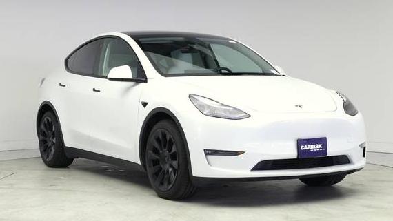 TESLA MODEL Y 2022 7SAYGAEE7NF560103 image